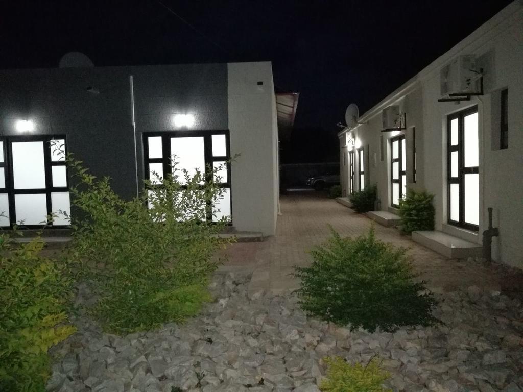 Tsumeb Guesthouse Kamho Экстерьер фото