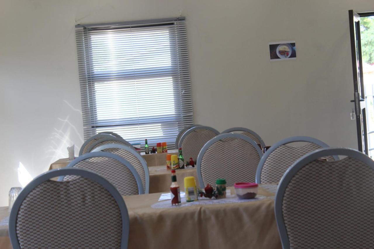 Tsumeb Guesthouse Kamho Экстерьер фото